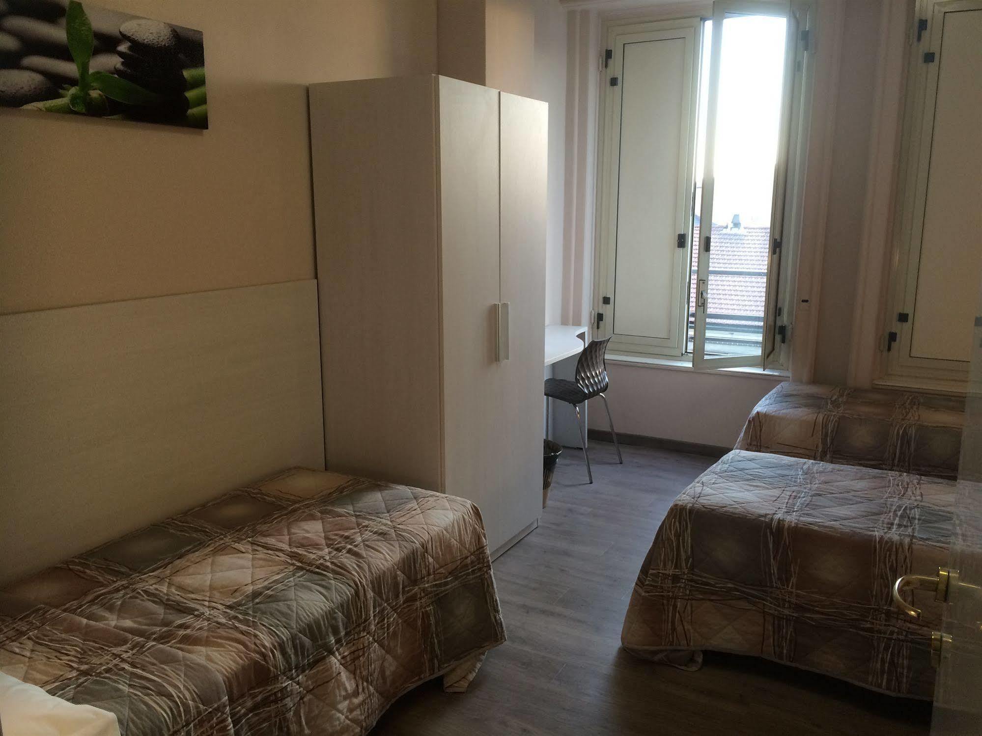 Hotel Kennedy Милано Екстериор снимка
